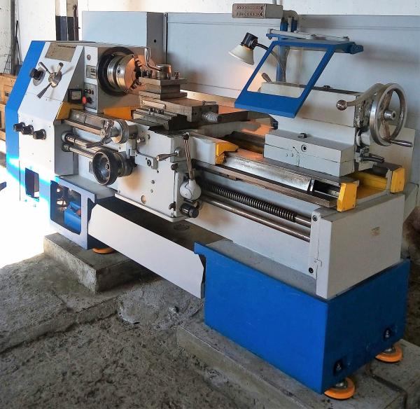 Продаем ФТ-11 - Станок токарно-винторезный специальный повышенной точности